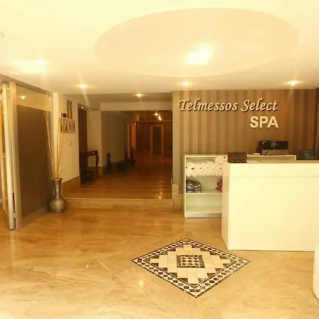 Merriment Hotel 2*